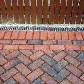 Block Paving With Drainage : Click Here To View Larger Image