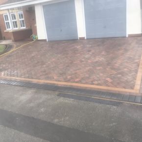 Driveway in Nottingham: Click Here To View Larger Image